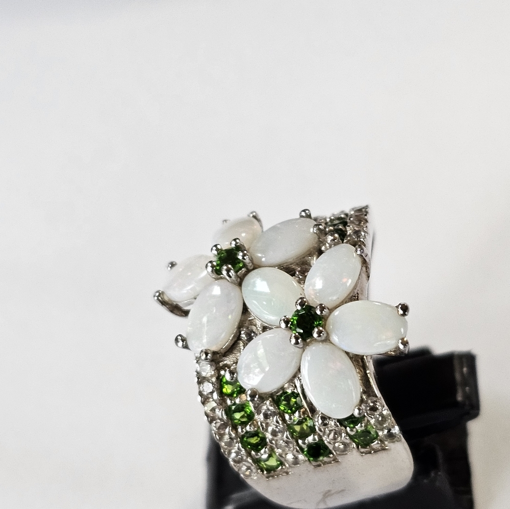 Genuine Australian Opal & Green Tsavorite Garnets in Solid Sterling Silver! ✨️ - Picture 5 of 10